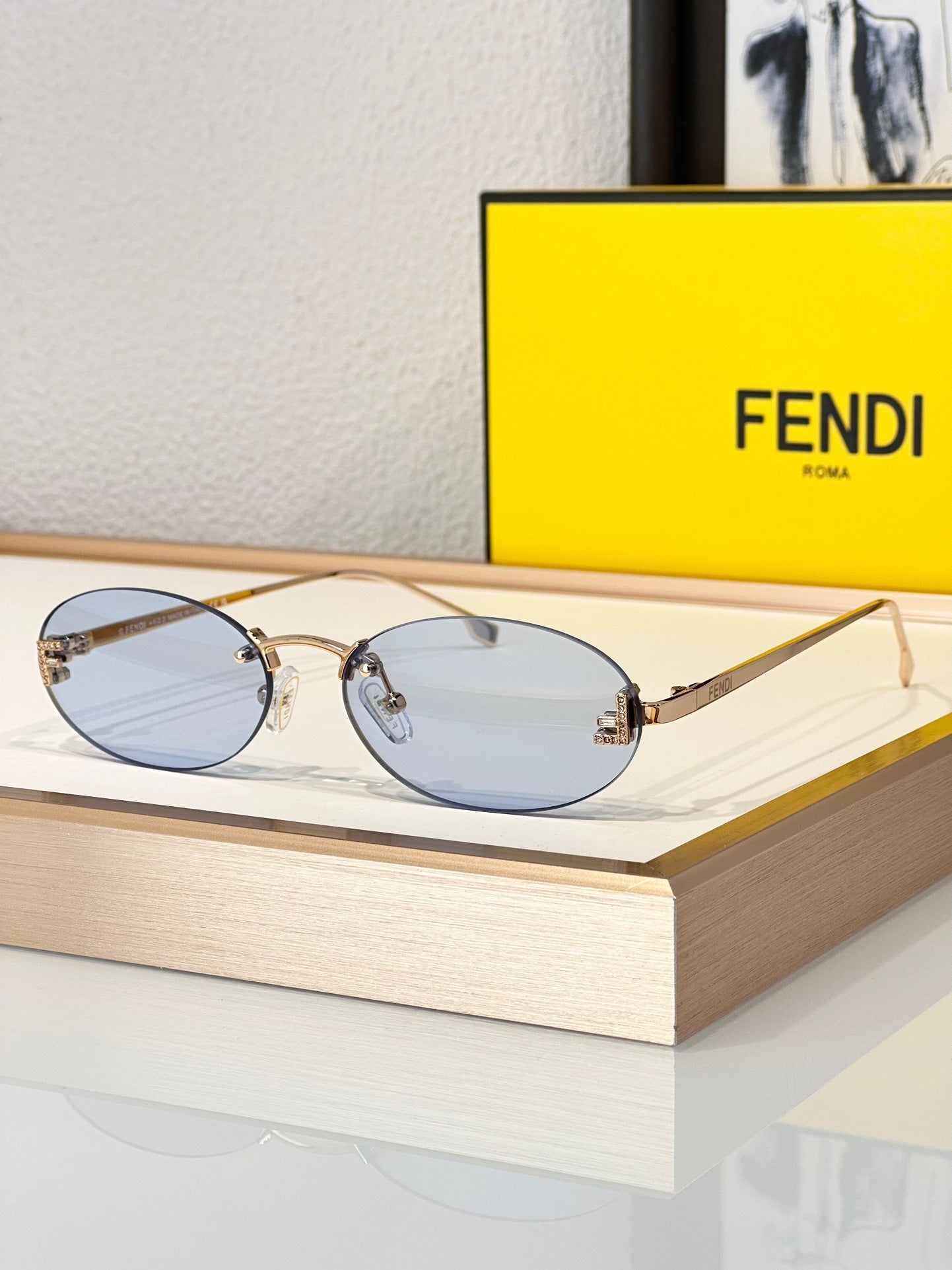 FENDİ FİRST I