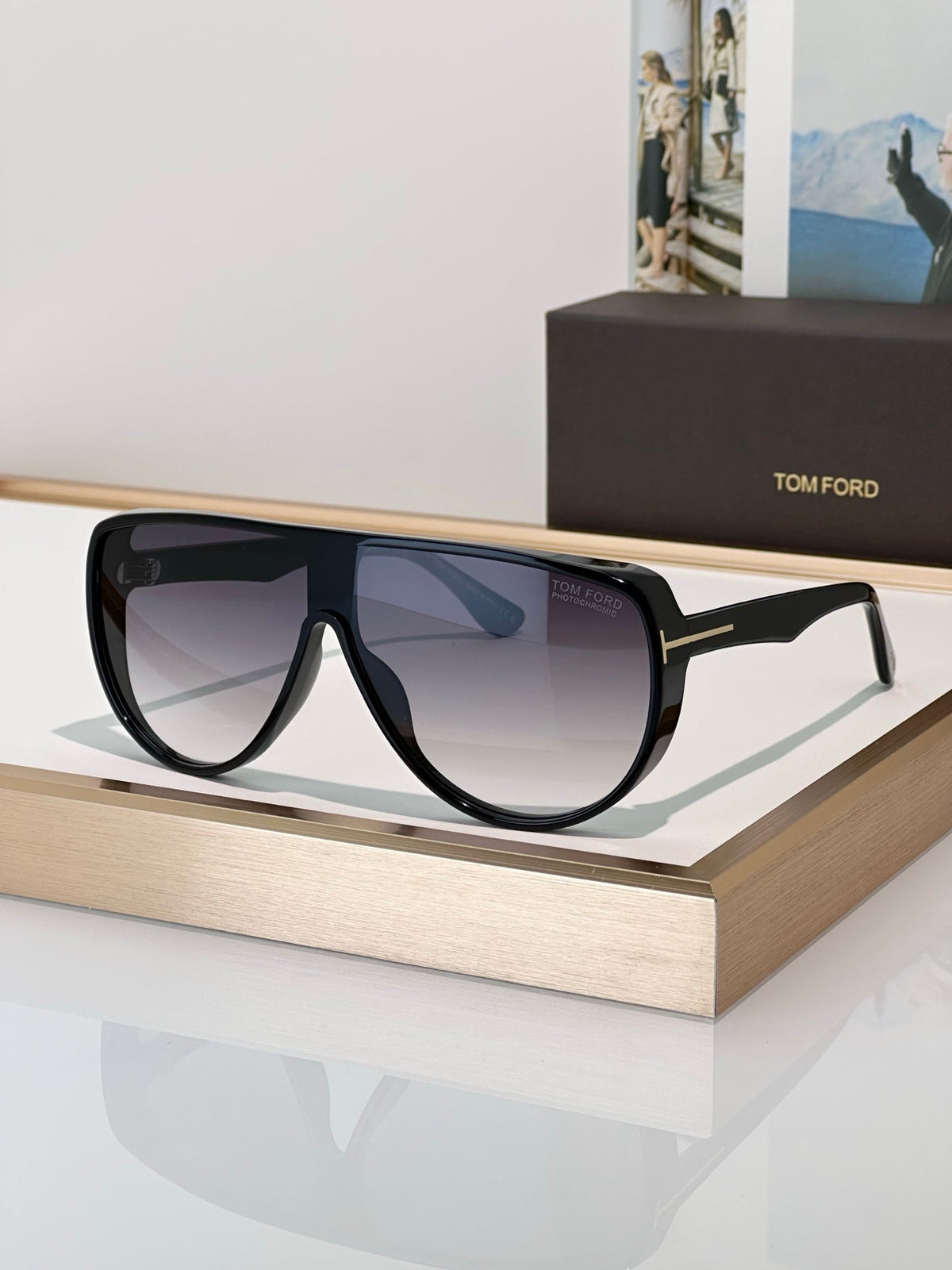 Ford Aurora VI