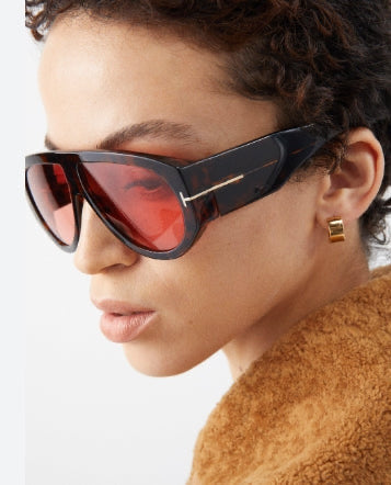 TOM FORD