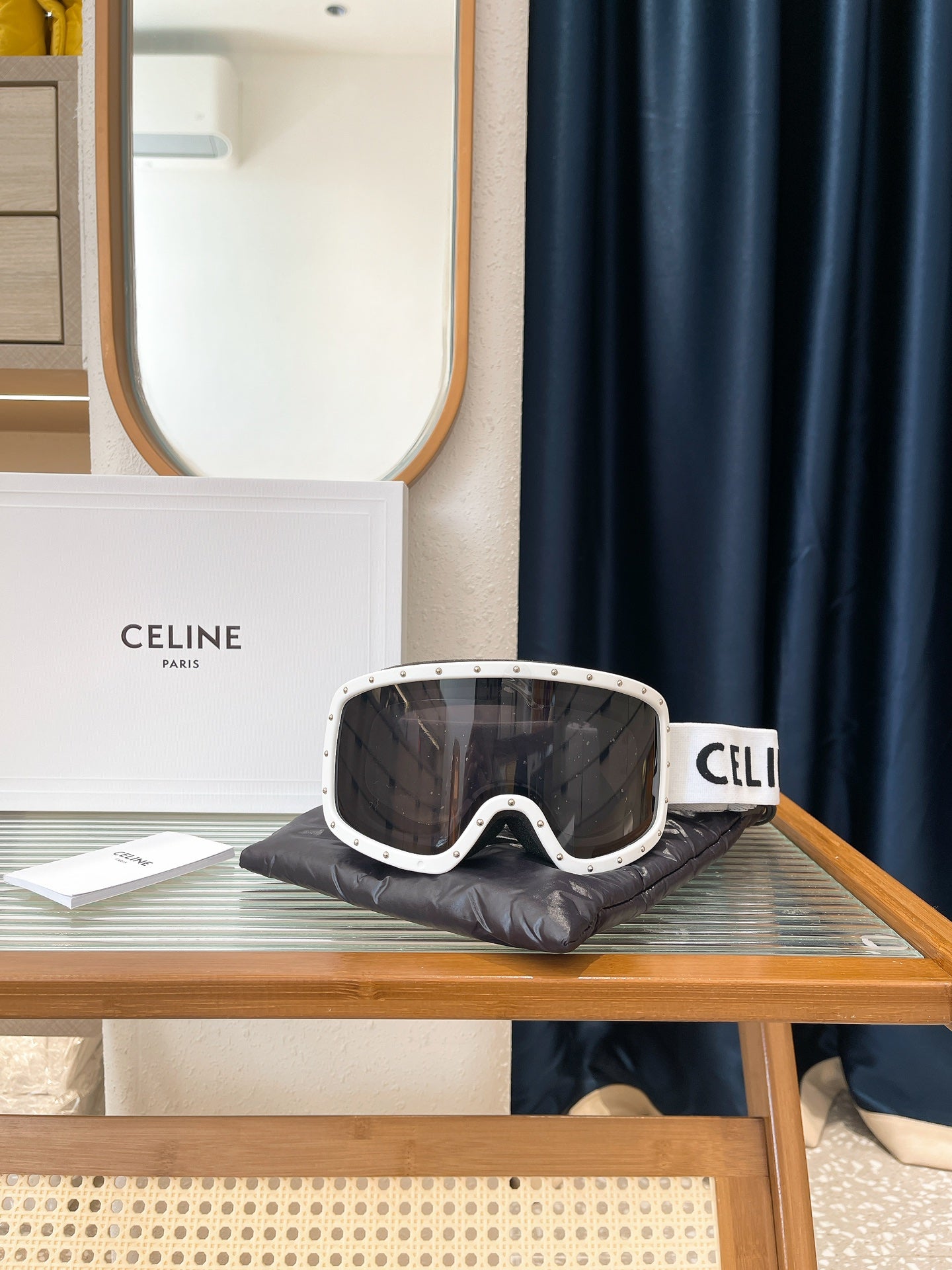 Celin Luxury VI